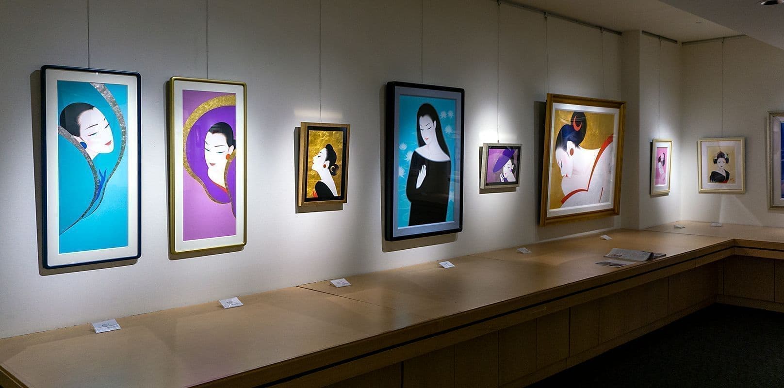 鶴田一郎展 ―美と幻想のミューズたち―