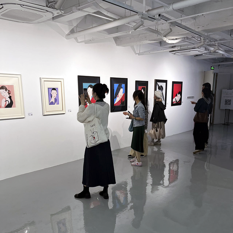 鶴田一郎美人画展＠中国・上海市